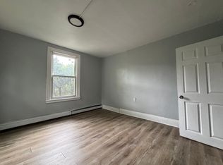 536 Garden St #2B, Hartford, CT 06112