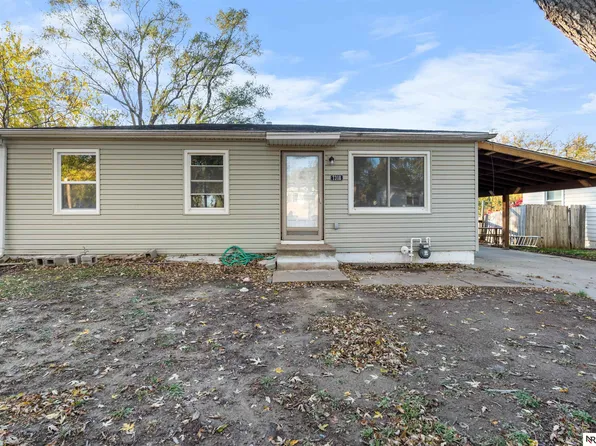 7318 S 24th Ave, Bellevue, NE 68147