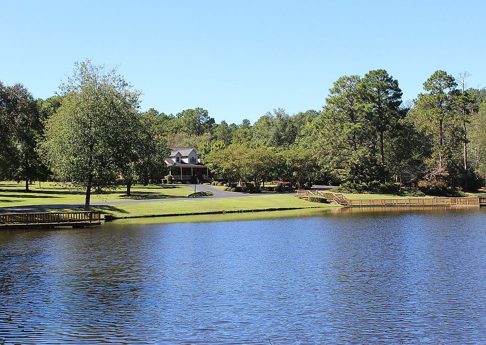 1st image of 361 Bradley Dr