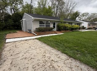2637 Mansfield Dr, East Lansing, MI 48823