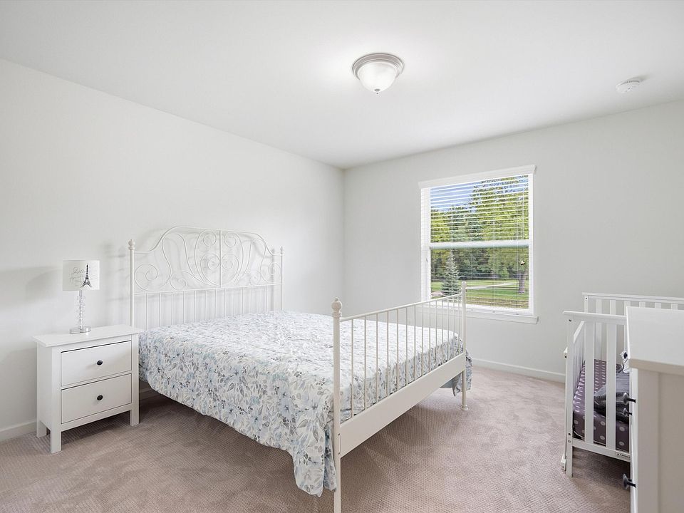 21222 Laurelwood Ct, photo 28