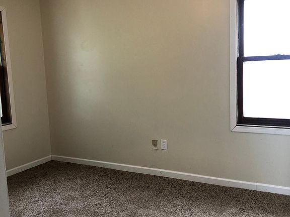 3rd image of 847 N 27th St