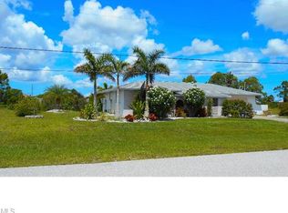 212 NW 18th Pl, Cape Coral, FL 33993