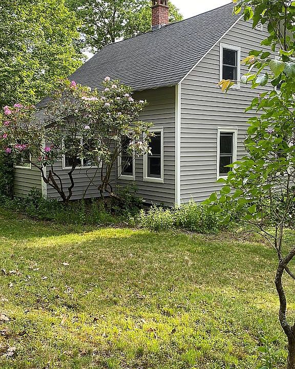 1st image of 861 Snydertown Rd