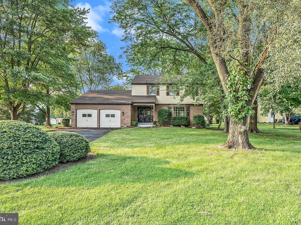 1601 Latch String Ln, Hatfield, PA 19440