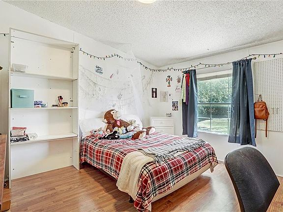 3rd image of 105 Anderson Acres Ln