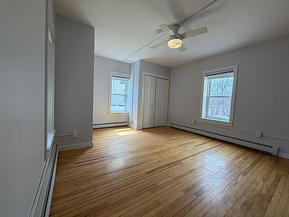 5th image of 103 N Winooski Ave APT 1