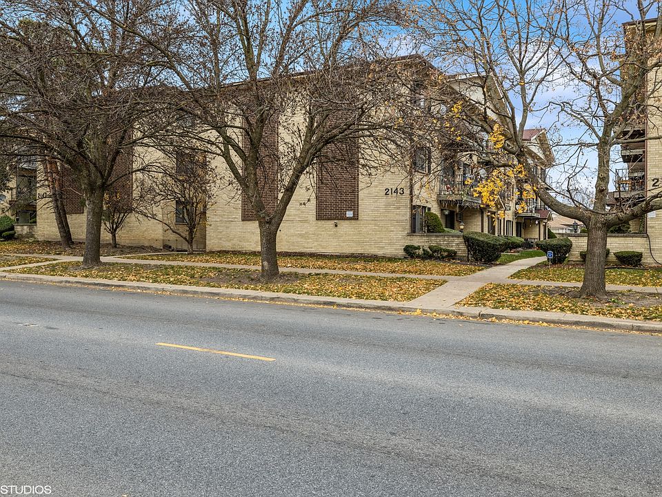 1st image of 2143 N Harlem Ave Front 318