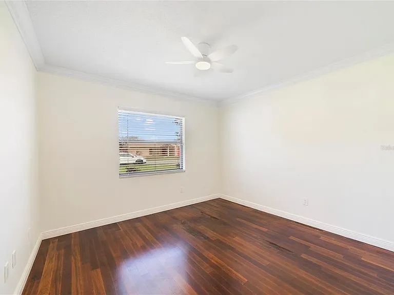 5418 Ardmore Dr — Photo 10
