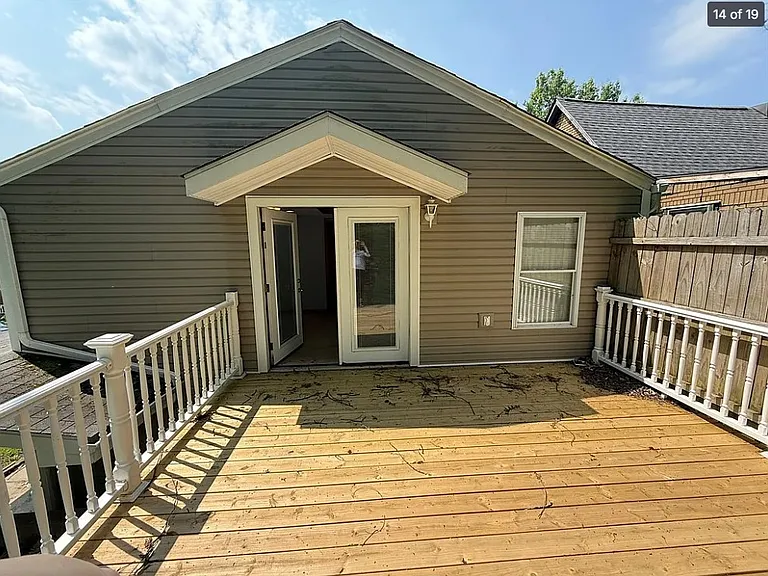 635 Valley St — Photo 2