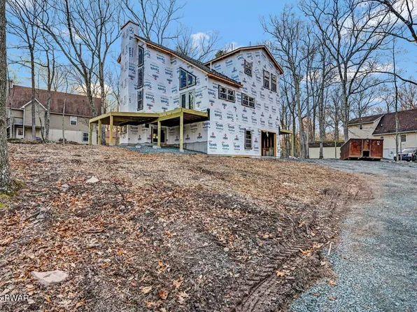 101 Maple Leaf Rd, Lackawaxen, PA 18435