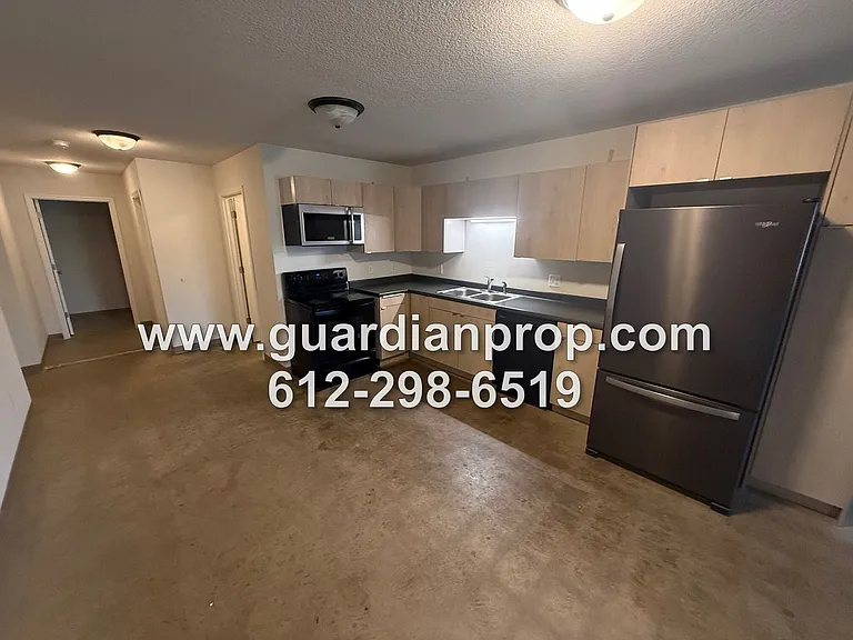 7535 Cloman Way — Photo 1