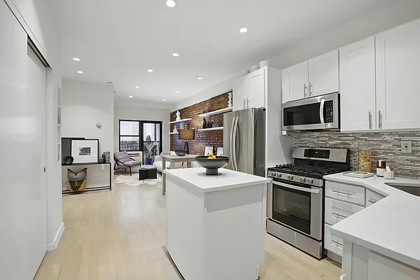 107 Avenue A #5R