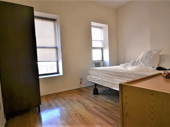 534 W 50th St APT 5A, New York, NY 10019