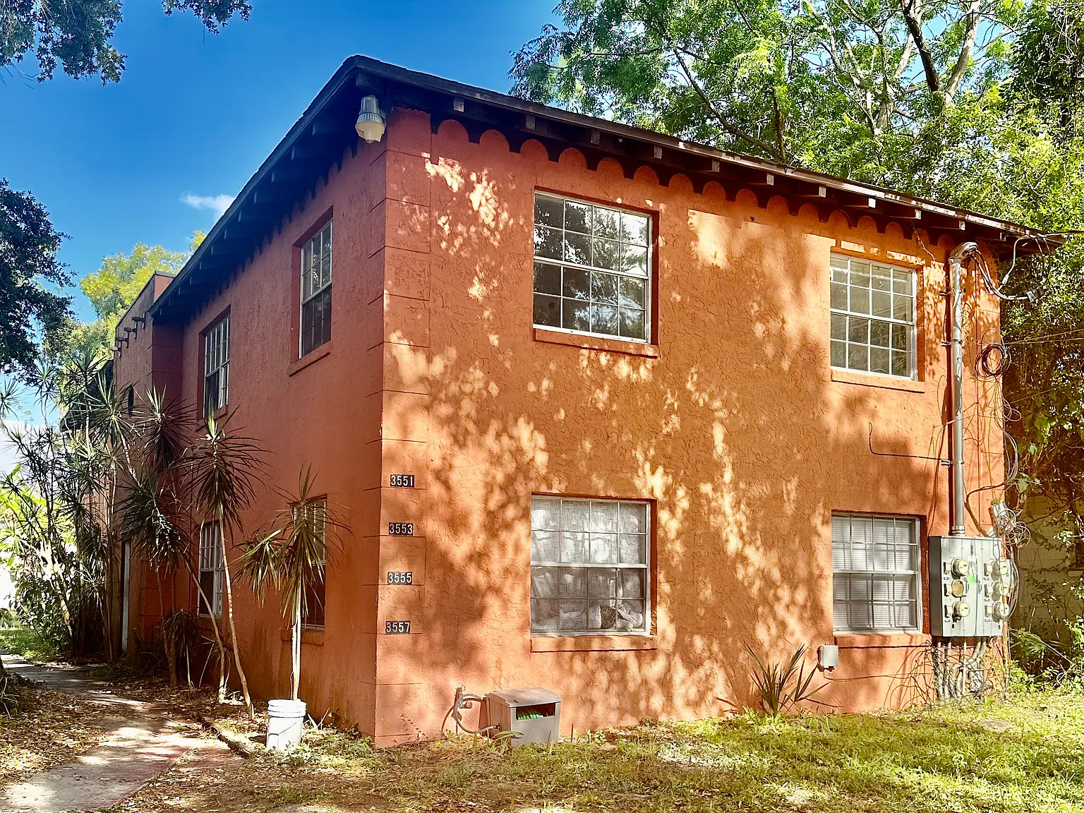 2 bed, 900 sqft, $1,000 — Photo 1