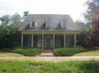 1051 Millers Lake Dr, Watkinsville, GA