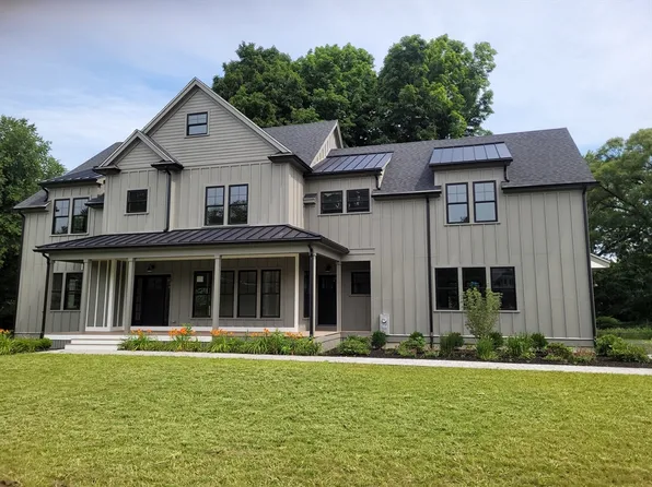 5 Litchfields Way, Walpole, MA 02081