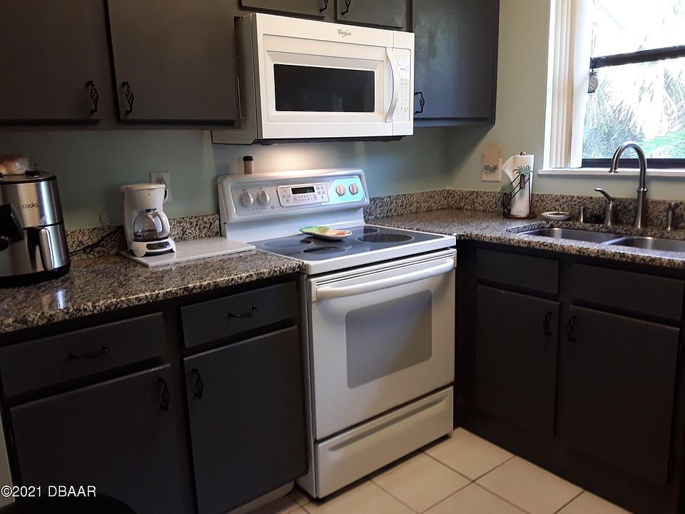 1st image of 33 Cardinal Dr #B