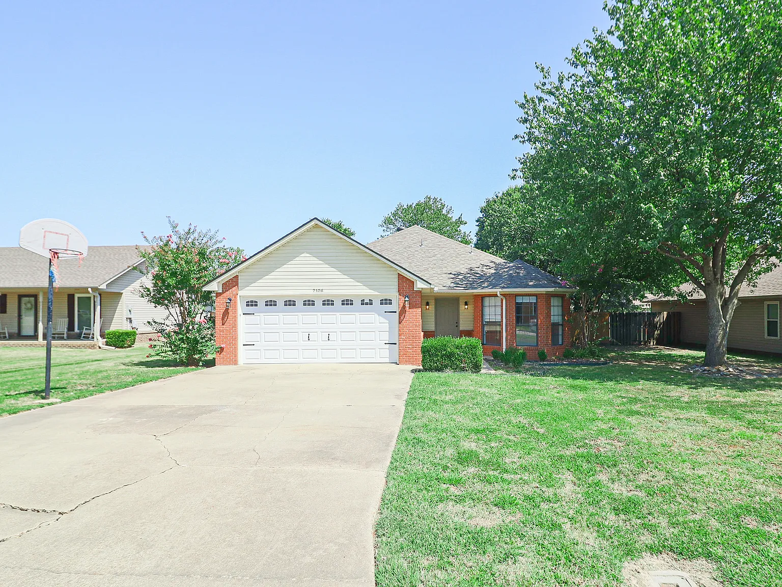 3 bed, 1455 sqft, $1,600 — Photo 3
