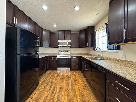 5th image of 813 Northridge Dr