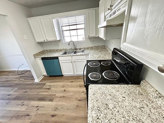 5th image of 1734 Bob White Ln SE #1734