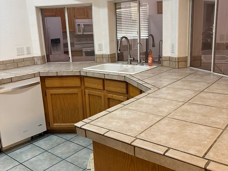 3575 Red Cloud Dr — Photo 2