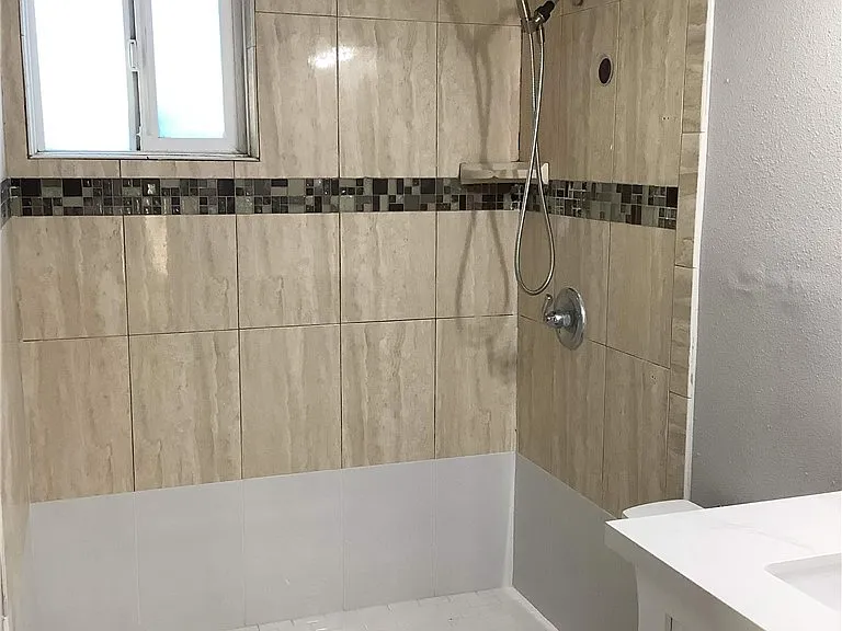 1113 S Virlee St — Photo 14