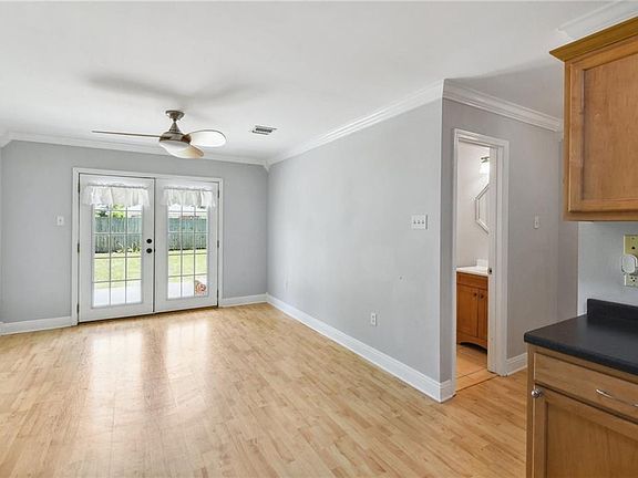 5th image of 4008 Claiborne Ave