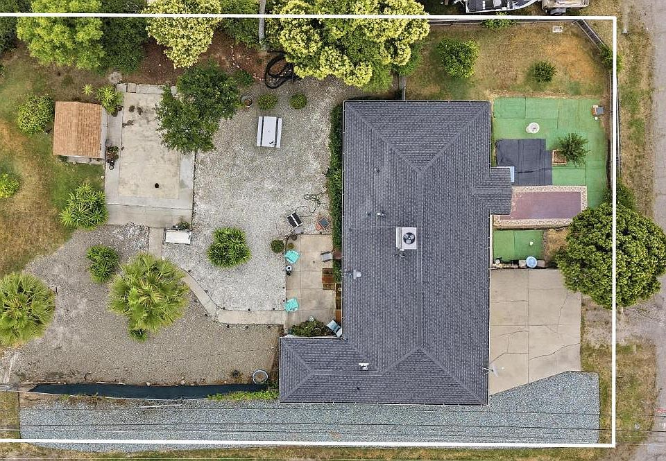 1st image of 1885 15th St