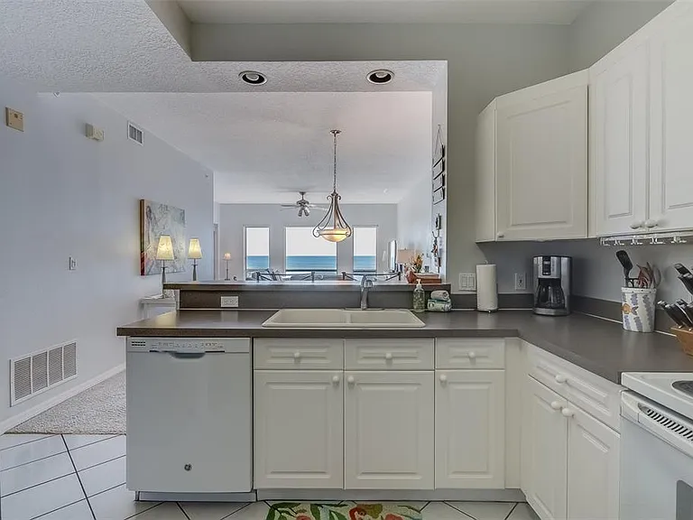 16700 Gulf Blvd #624 — Photo 8