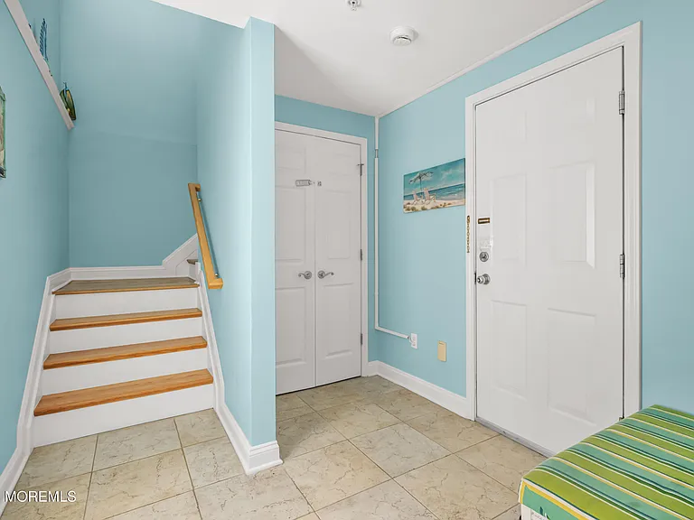 15 Sumner Ave #12 — Photo 7