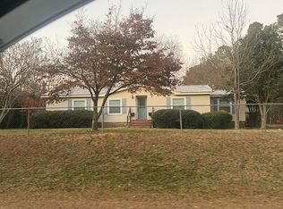 437 Commerce Rd, Leslie, GA 31764