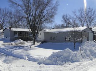 167 2nd Ave SE, Mazeppa, MN 55956
