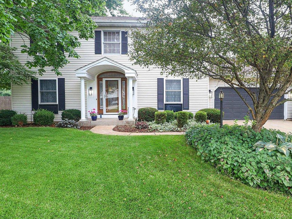 1st image of 22933 Alderwood Ct