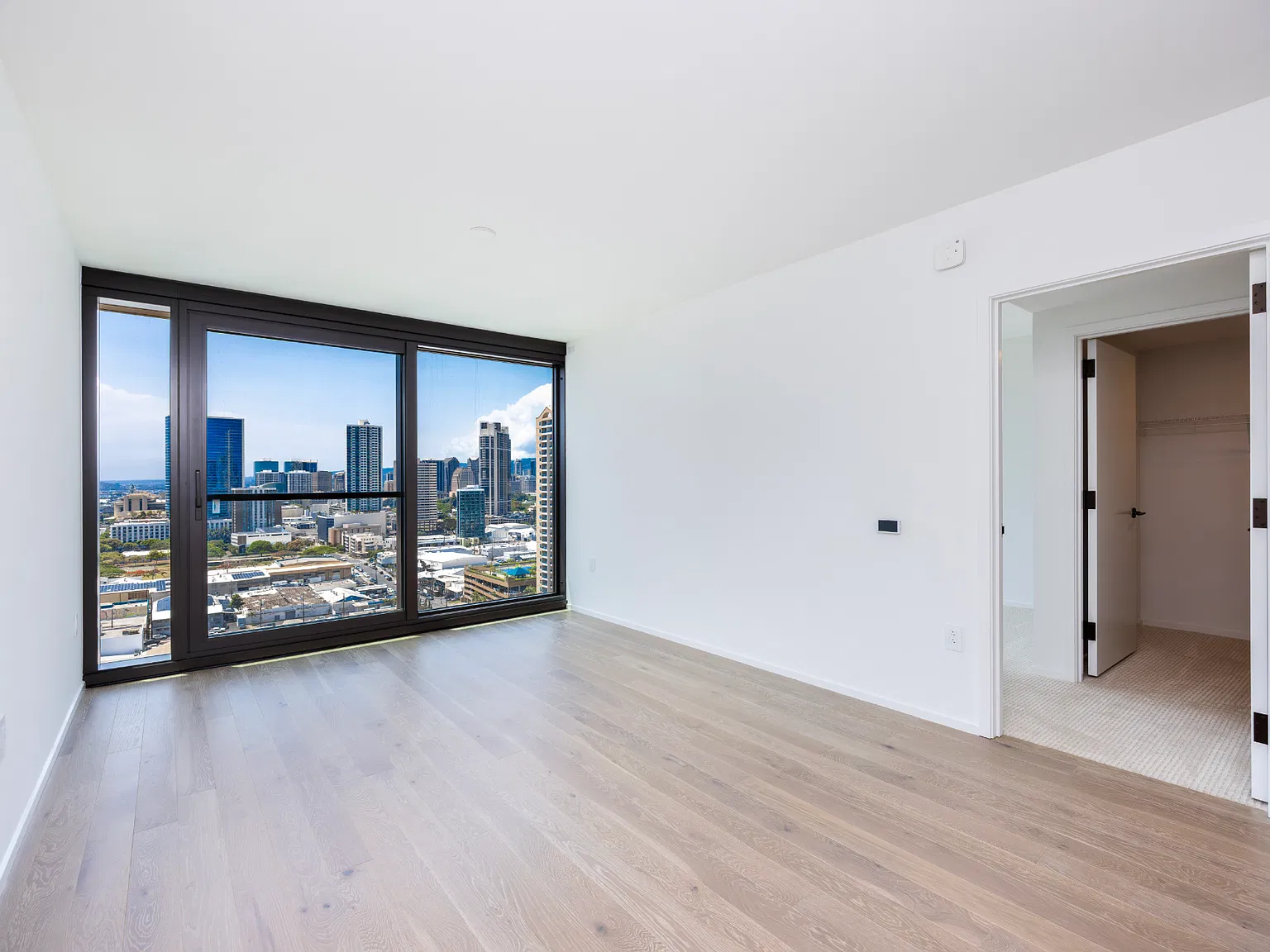 1 bed, 710 sqft, $4,200 — Photo 1