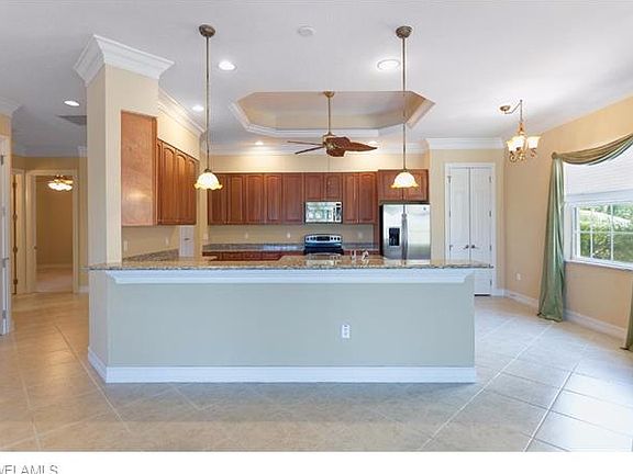 3rd image of 7148 Lemuria Cir APT 1203