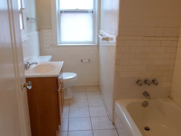 4th image of 769 Syracuse Ave