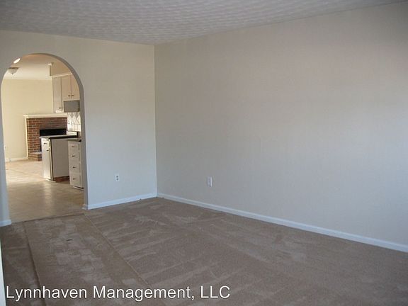 2nd image of 1524 Wood Ave
