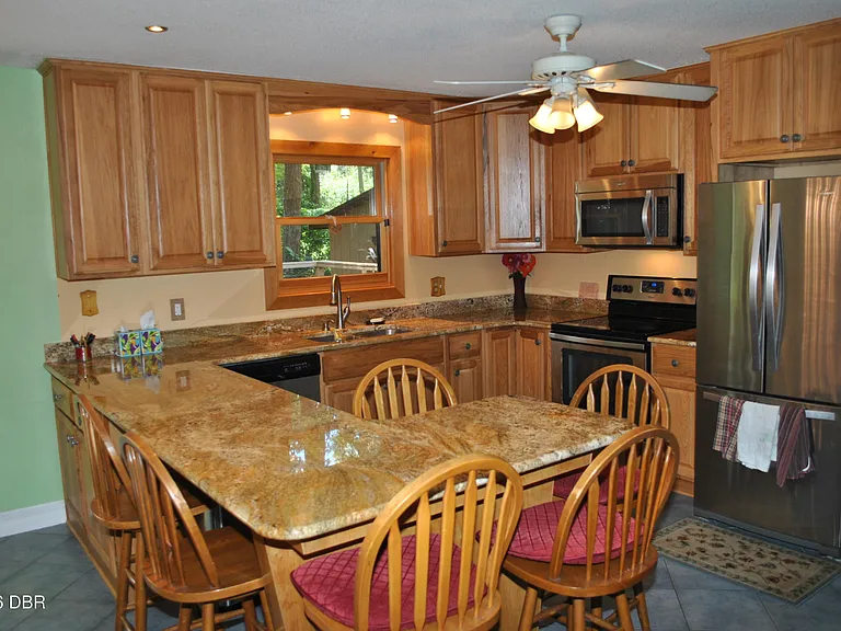 5590 Lancewood Cir S #S — Photo 11