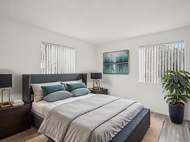 Lemon Grove Apartments — Photo 6