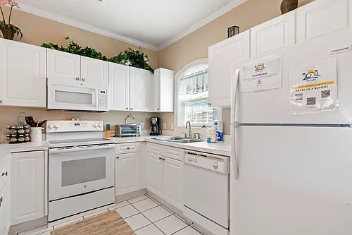 4843 Carnation Cir #305 Photo 1