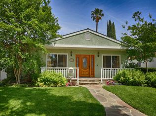 336 N Beachwood Dr, Burbank, CA 91506