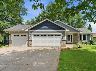 7164 Gray Heron Dr, Lino Lakes, MN 55014