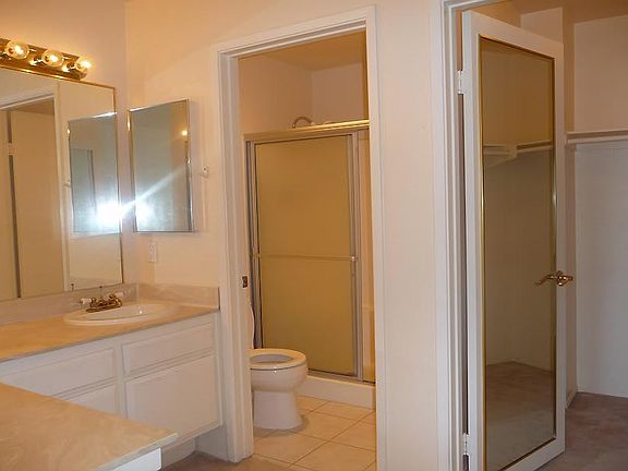 2nd image of 10400 Caminito Cuervo Unit 276