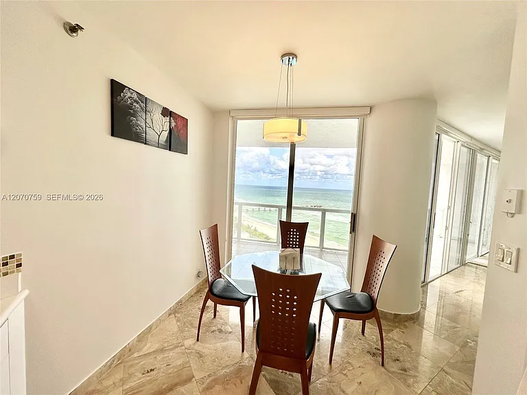 16425 E Collins Ave #1215 — Photo 7