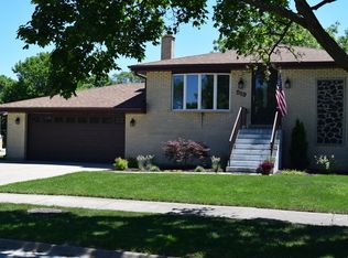 519 S Princeton Ave, Itasca, IL 60143