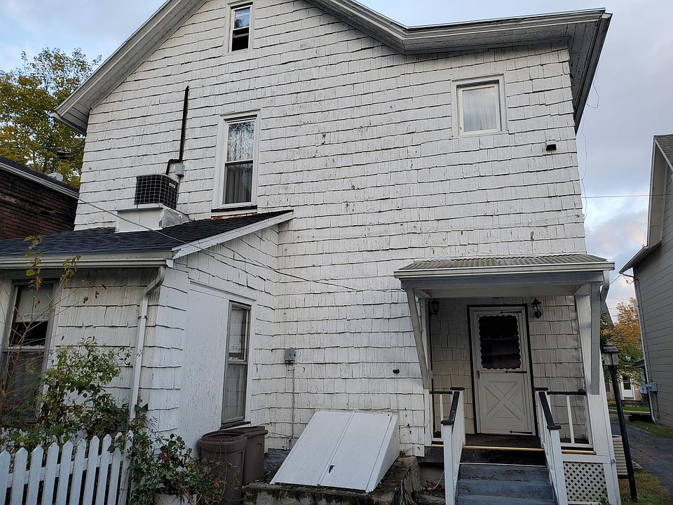 Entrance to lower apartment through the backside of the house.