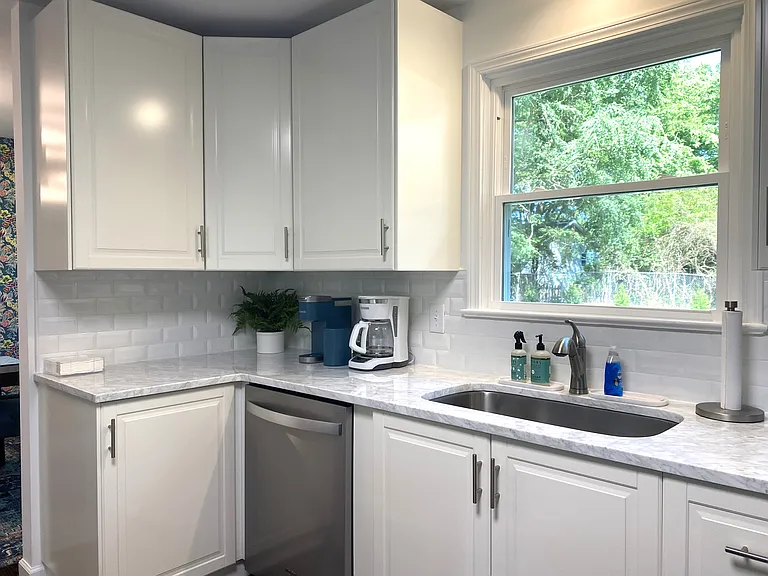 106 Williams St — Photo 12