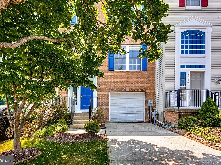 2702 Snowmill Ct — Photo 2