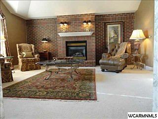 4th image of 1207 Parkside Dr